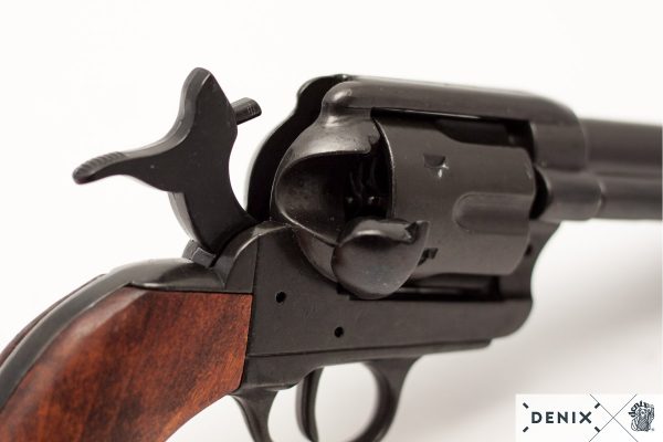 Asejäljitelmä Colt Peacemaker revolveri pikavetomalli.