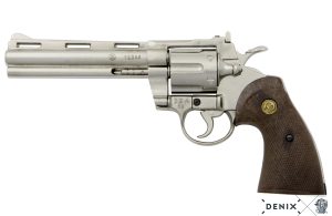 Replika-ase niklattu revolveri Colt Python .357 Magnum.