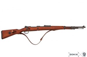 Replika-ase Mauser 98K pulttilukkokivääri.