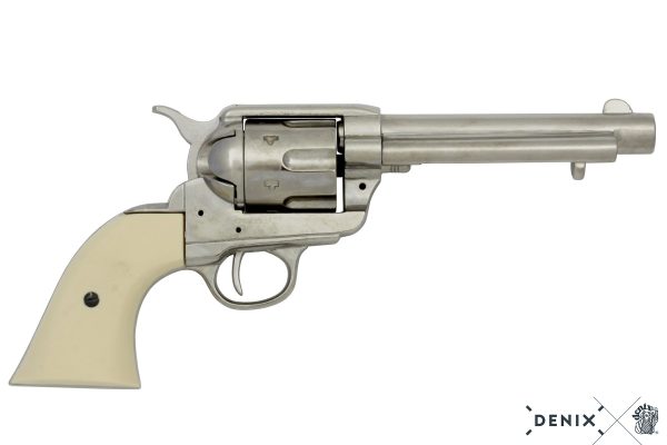 Replika-ase Colt Peacemaker niklattu norsunluukahvalla.