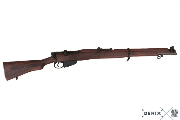 Replika-ase Lee Enfield SMLE pulttilukkokivääri.