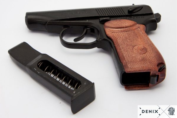 Asejäljitelmä Makarov-pistooli PM 9mm.